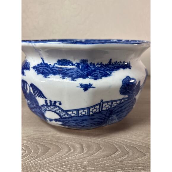 Vintage, Ironstone, Variant Blue Willow, Invalid-Adult Chamber Pot 11inx9inx6in - Picture 4 of 9